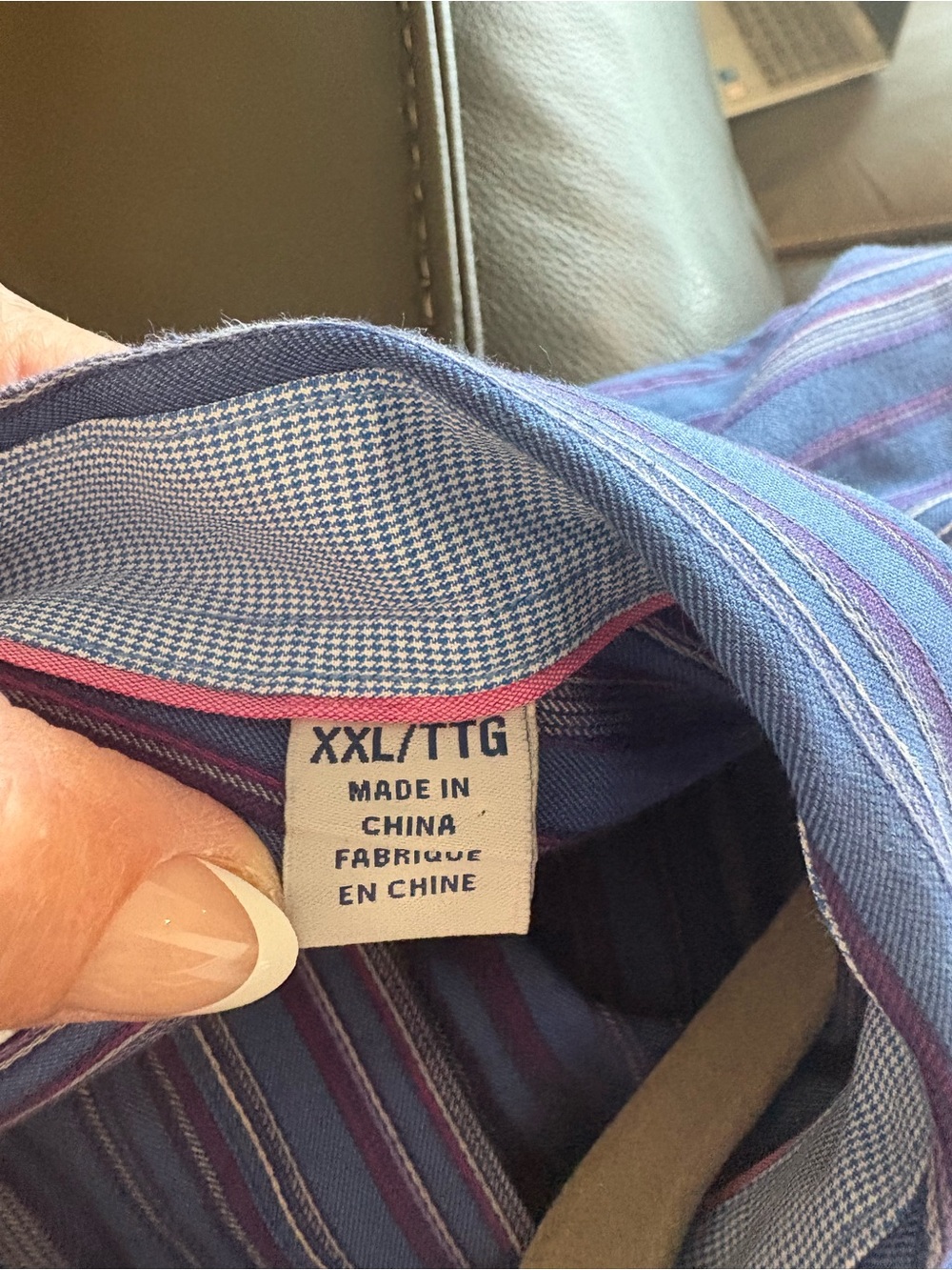 Tommy Bahama Men's Striped Blue Long-Sleeve Dress Shirt - Classic Collar - Picture 3 of 8